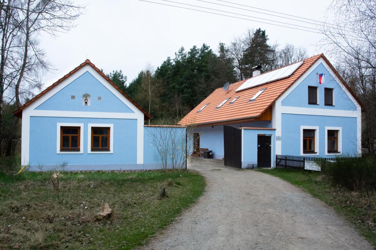 Penzion U Hajovny U Piskoven - Vlkov Buitenkant foto