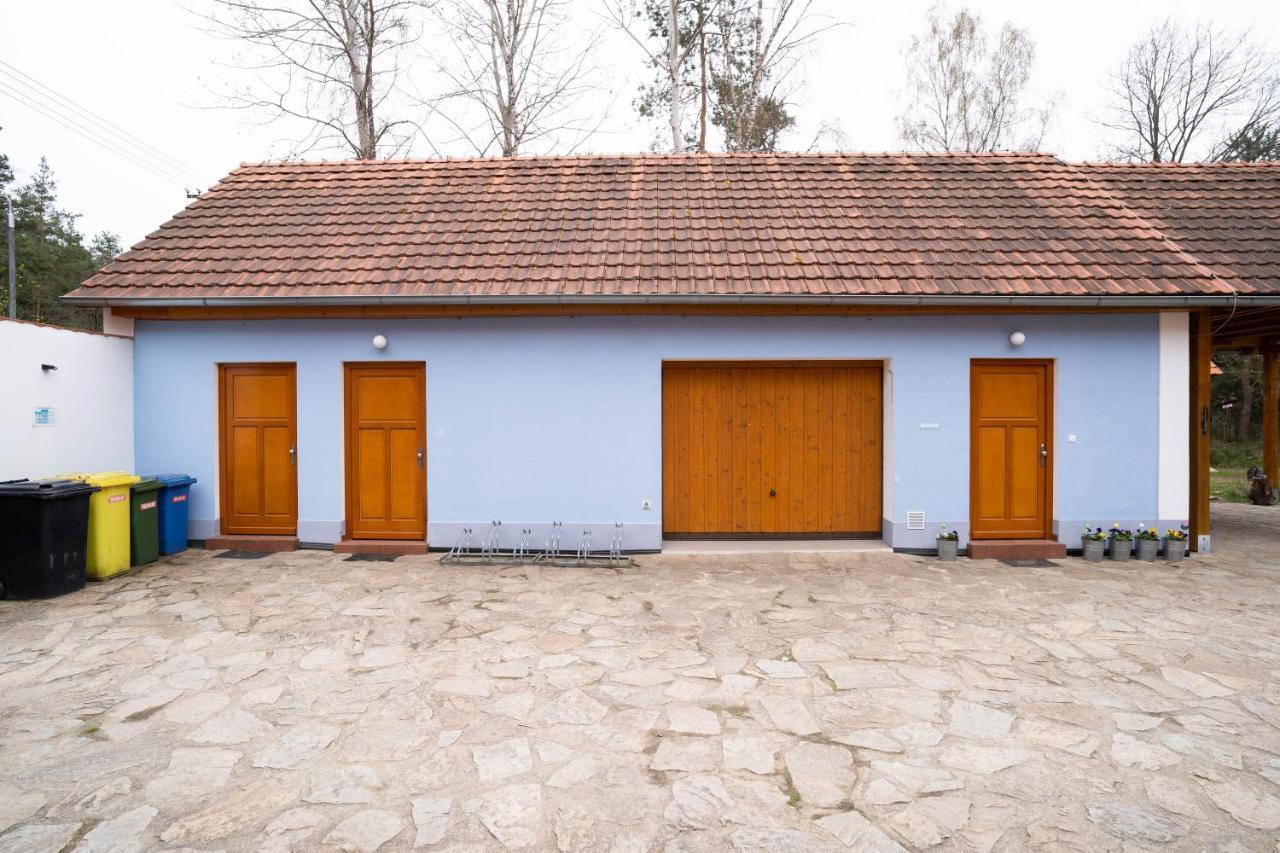 Penzion U Hajovny U Piskoven - Vlkov Buitenkant foto