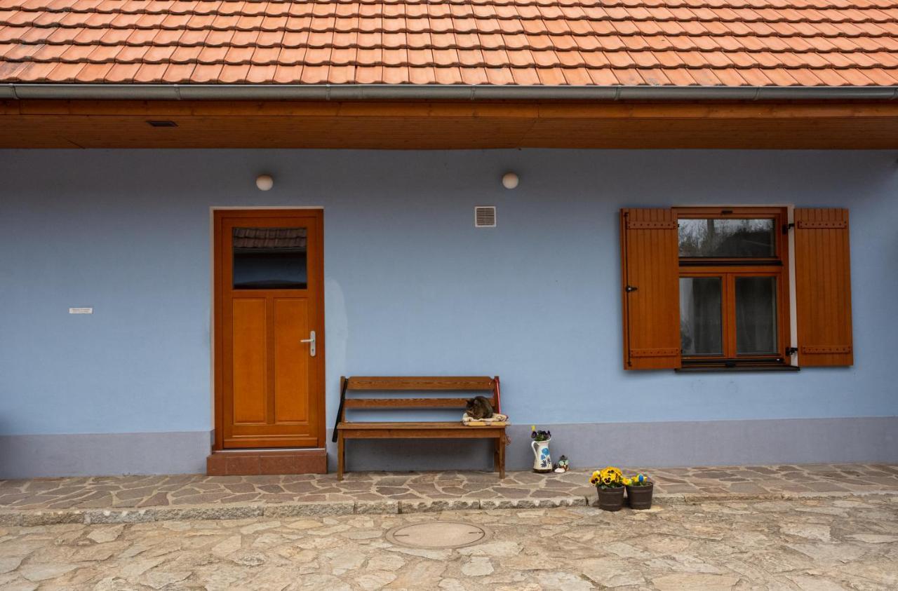 Penzion U Hajovny U Piskoven - Vlkov Buitenkant foto