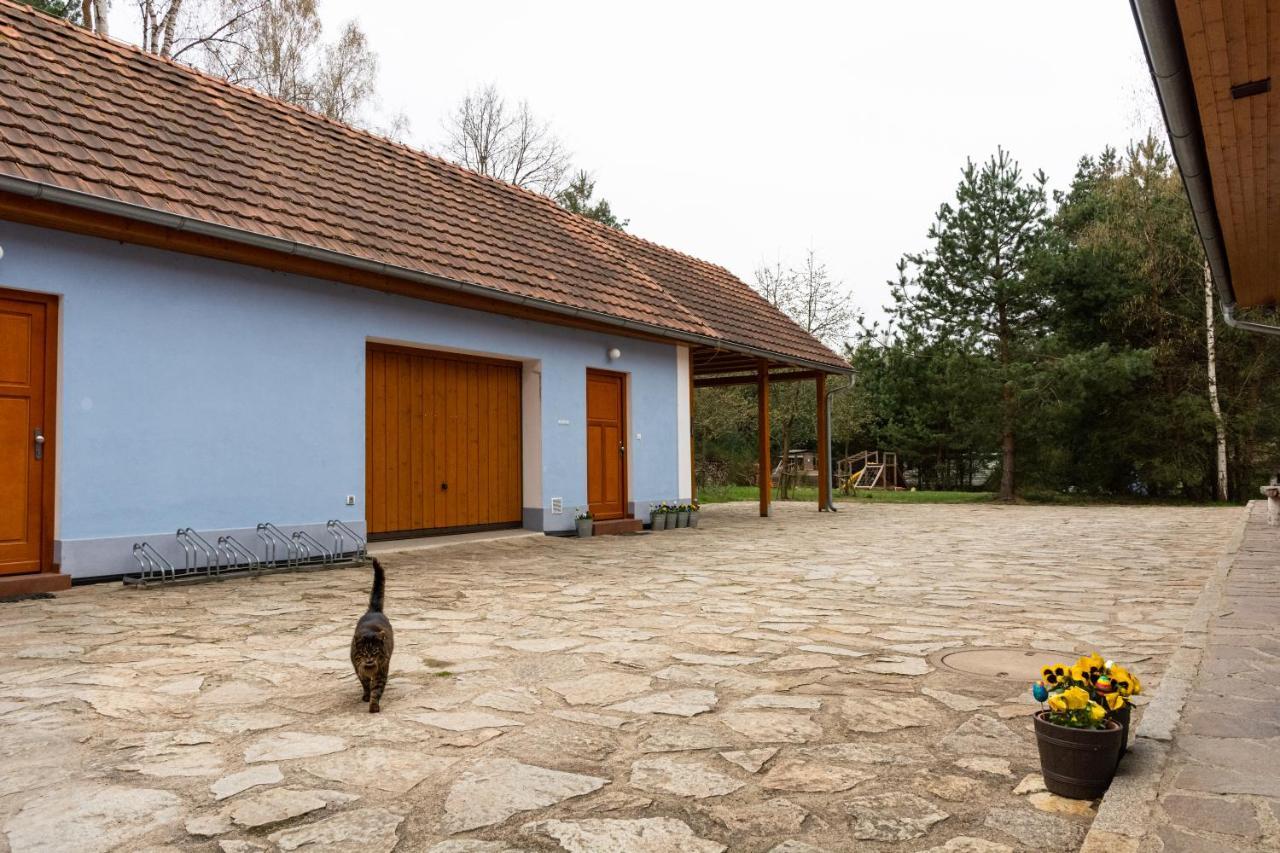 Penzion U Hajovny U Piskoven - Vlkov Buitenkant foto