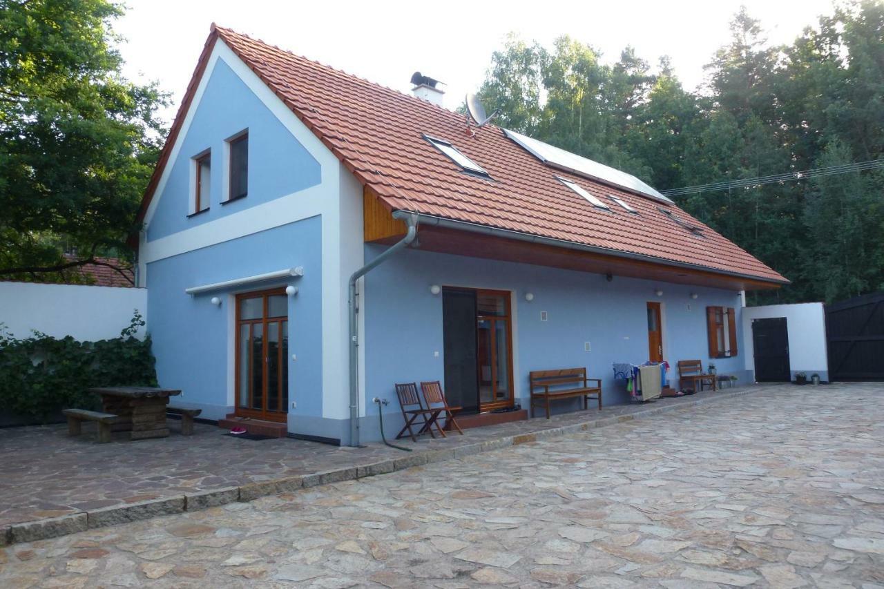 Penzion U Hajovny U Piskoven - Vlkov Buitenkant foto